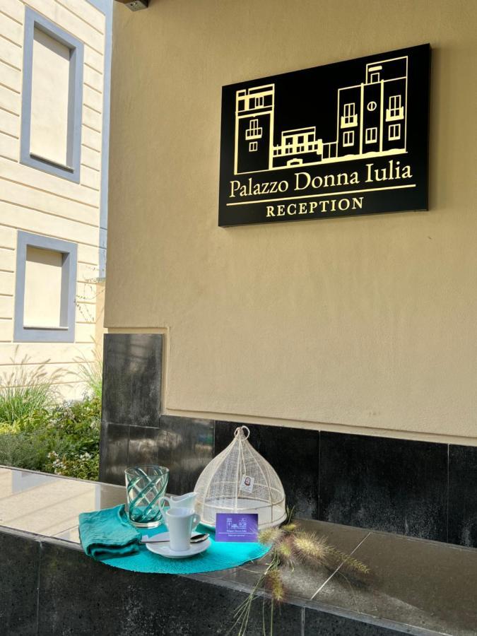 Boutique Hotel Palazzo Donna Iulia Поццуолі Екстер'єр фото