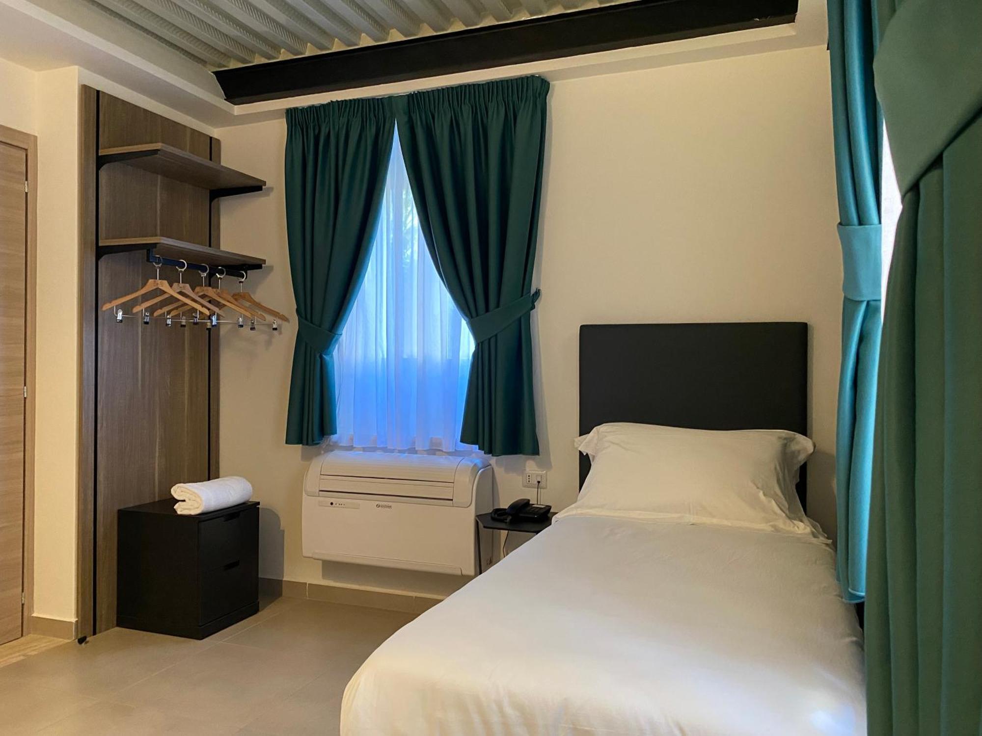Boutique Hotel Palazzo Donna Iulia Поццуолі Екстер'єр фото