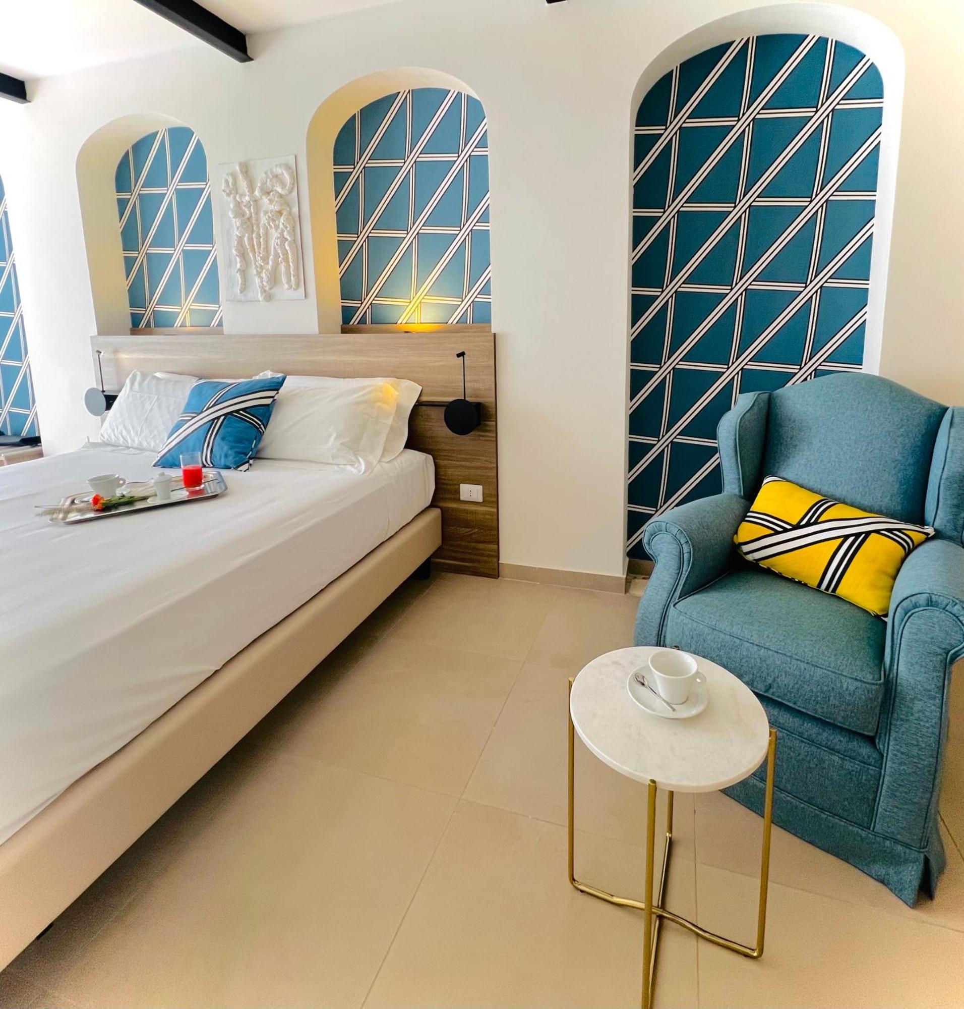 Boutique Hotel Palazzo Donna Iulia Поццуолі Екстер'єр фото